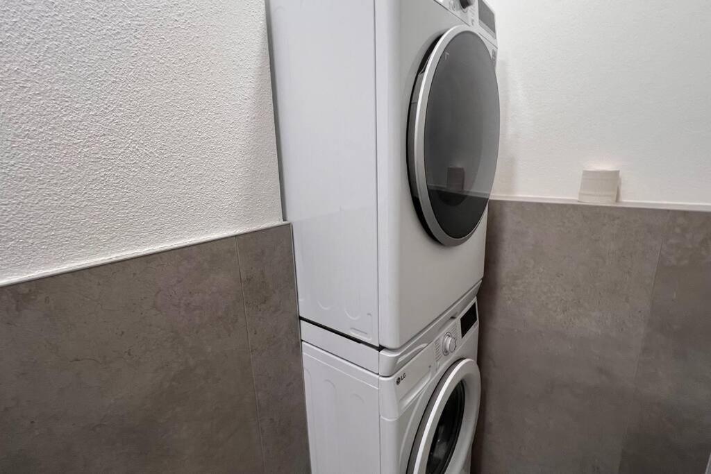 Apartament 2 Apartment, New Building, Bosakova Street, 28 Bratysława